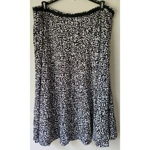 CJ Banks Women's Plus Midi Skirt Black/White Side‎ Zip Size 1X